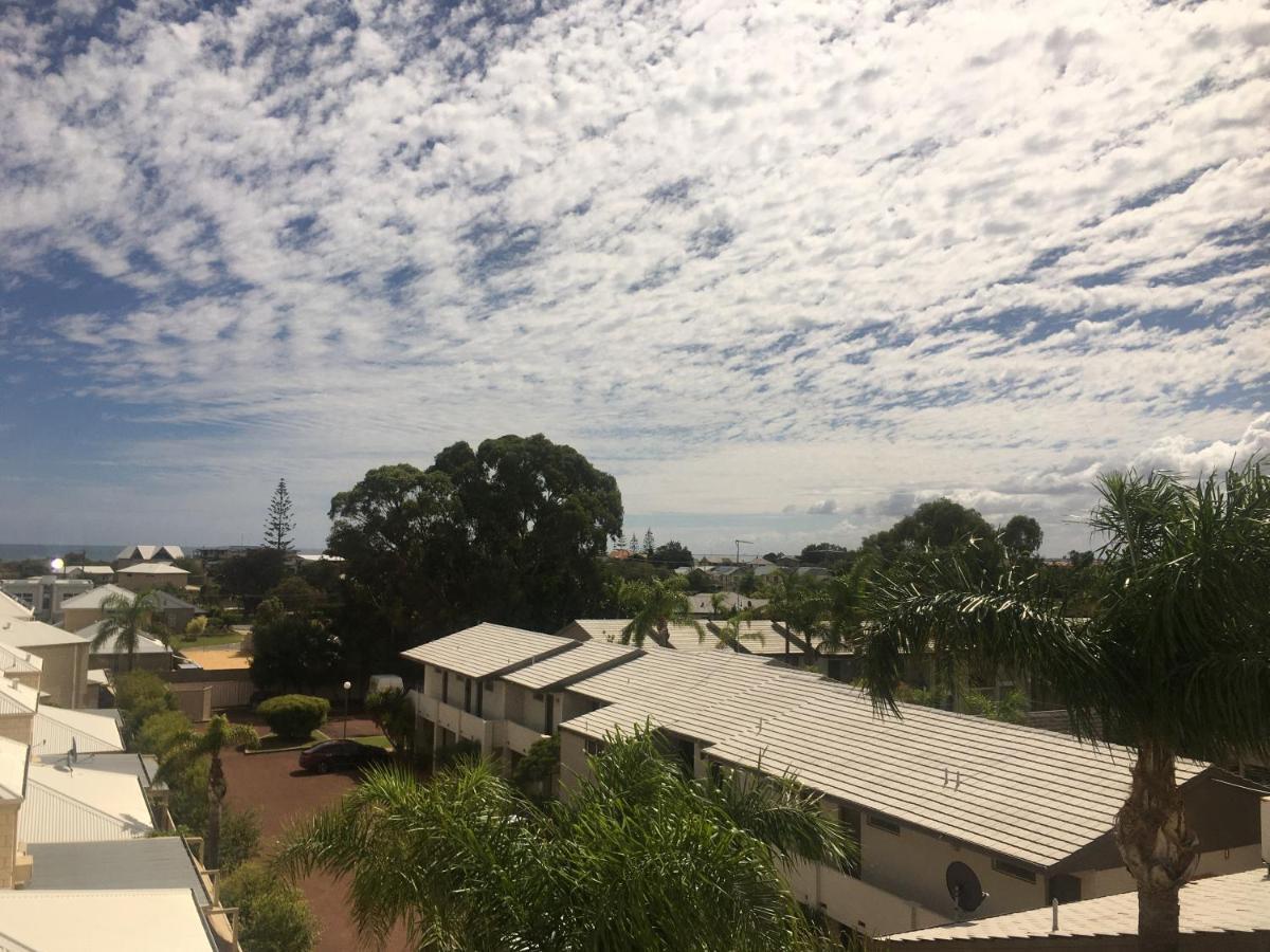 Villa Serenity On The Terrace Mandurah Eksteriør billede